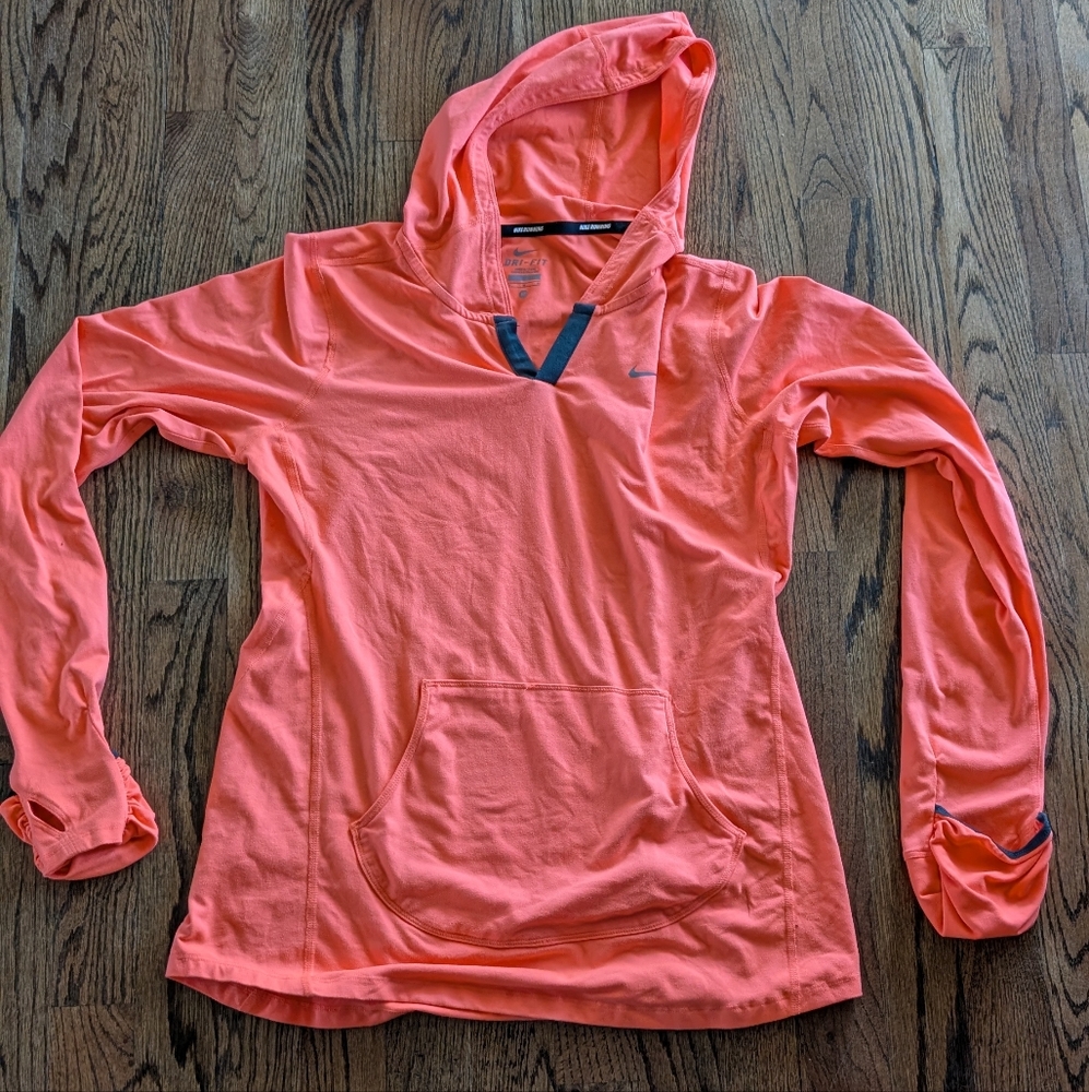 Nike running, size M, GUC